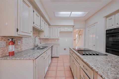 Tiny photo for 2727 Raintree Drive, Sugar Land, TX 77478 (MLS # 57585553)