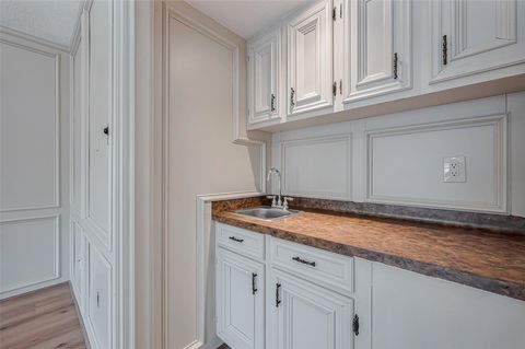 Tiny photo for 2727 Raintree Drive, Sugar Land, TX 77478 (MLS # 57585553)