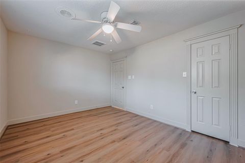 Tiny photo for 2727 Raintree Drive, Sugar Land, TX 77478 (MLS # 57585553)