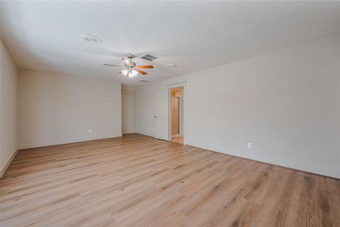 Tiny photo for 2727 Raintree Drive, Sugar Land, TX 77478 (MLS # 57585553)