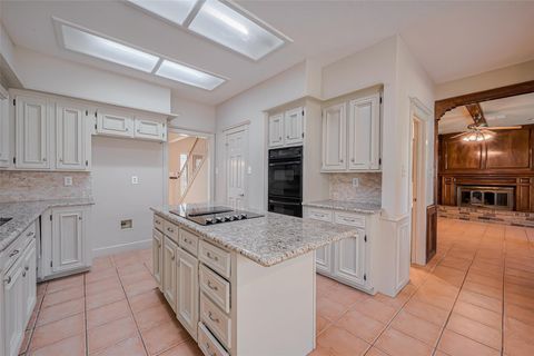 Tiny photo for 2727 Raintree Drive, Sugar Land, TX 77478 (MLS # 57585553)