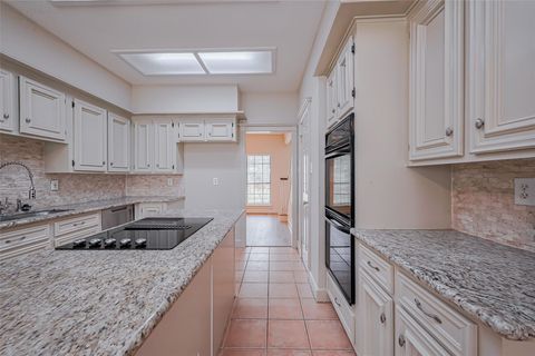 Tiny photo for 2727 Raintree Drive, Sugar Land, TX 77478 (MLS # 57585553)