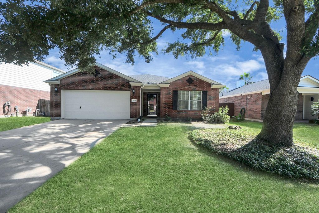 Photo of 2822 Sandberry Drive, Kingwood, TX 77345 (MLS # 84289414)