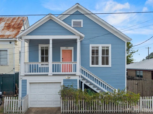 2121 URSULINE ST, GALVESTON, TX 77550 - Image c48e0d8f1ee27a7113a640fbbdb3ea8d/3834261963