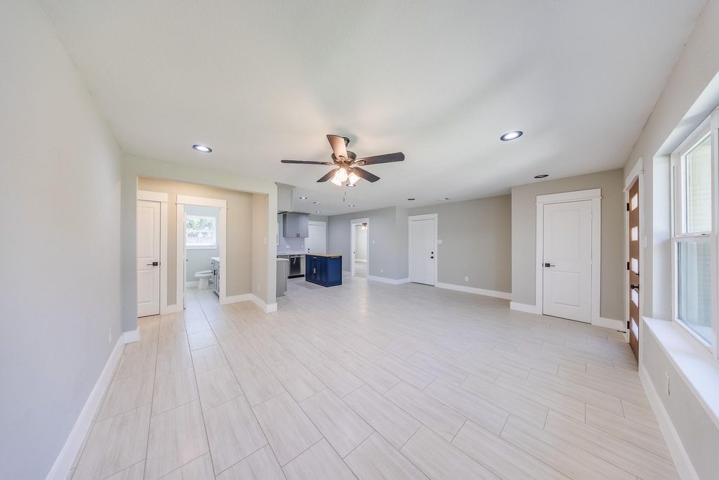 Photo of 6201 Carew Street, Houston, TX 77074 (MLS # 12803056)