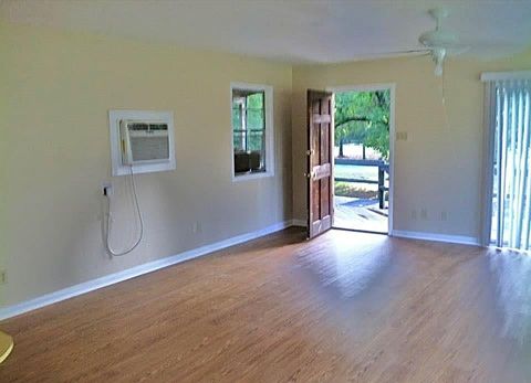 Photo of 40 County Road 2213, Cleveland, TX 77327 (MLS # 91069797)