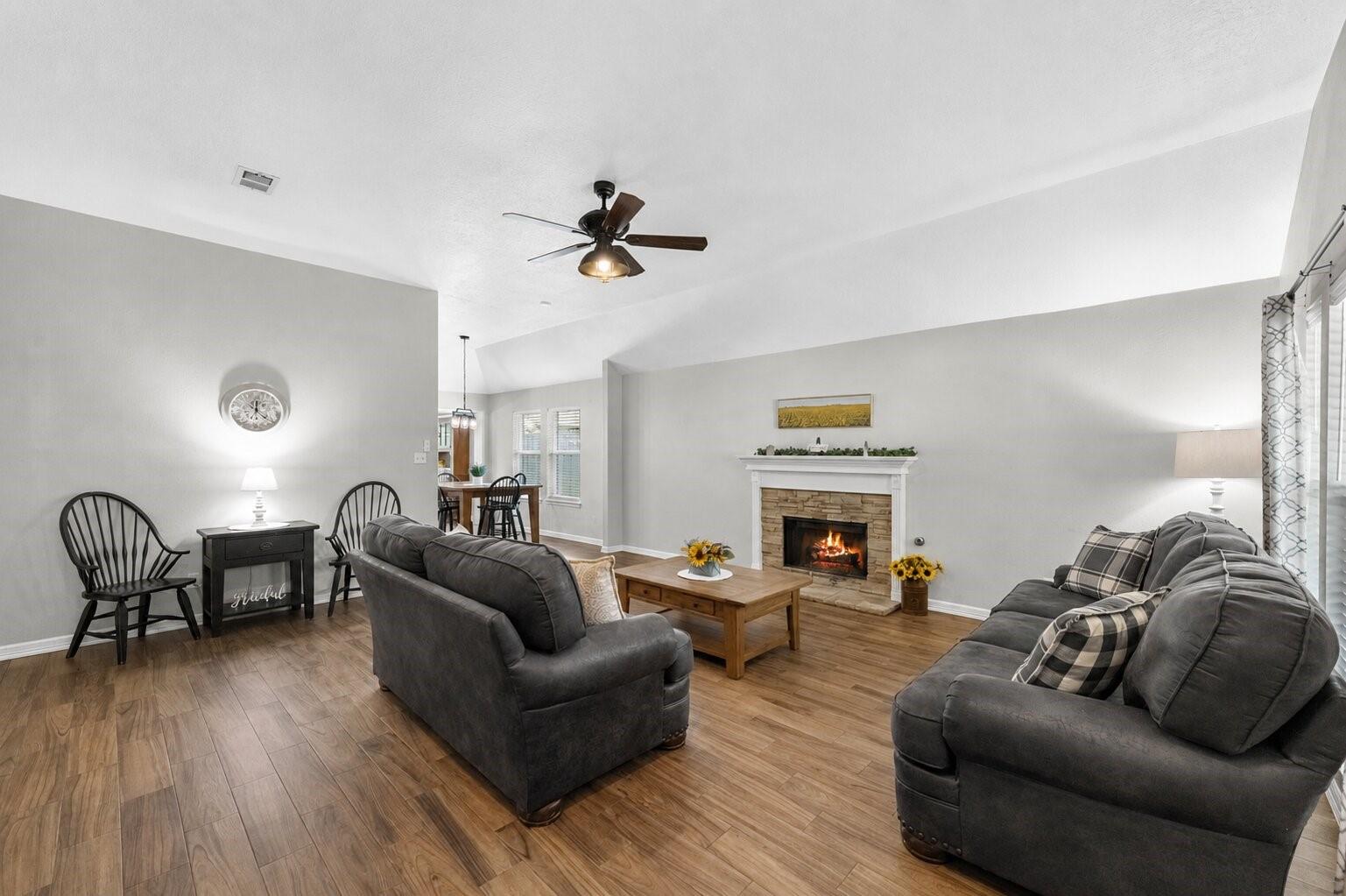 606 Walnut Street