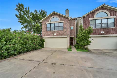Photo of 650 Westcross Street #70, Houston, TX 77018 (MLS # 84144075)