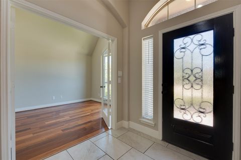 Photo of 18106 Nisbet Crossing, Richmond, TX 77407 (MLS # 68691334)