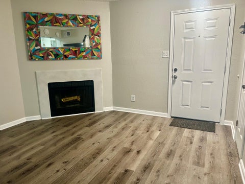 Condo For Sale - 12660 Ashford Point Drive #608<br/> Houston, TX 77082