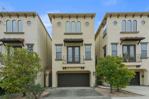 2601 Bevis Street B Houston TX 77008