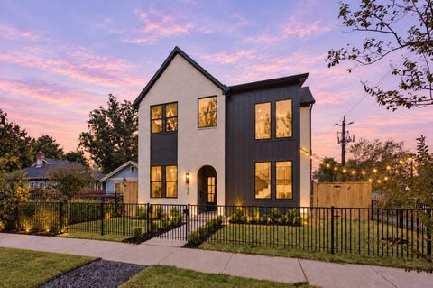 Photo of 248 W 22nd Street, Houston, TX 77008 (MLS # 6321711)