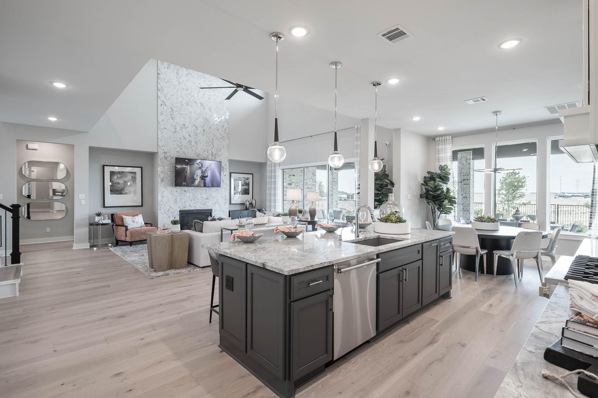 10707 Monarch Butterfly