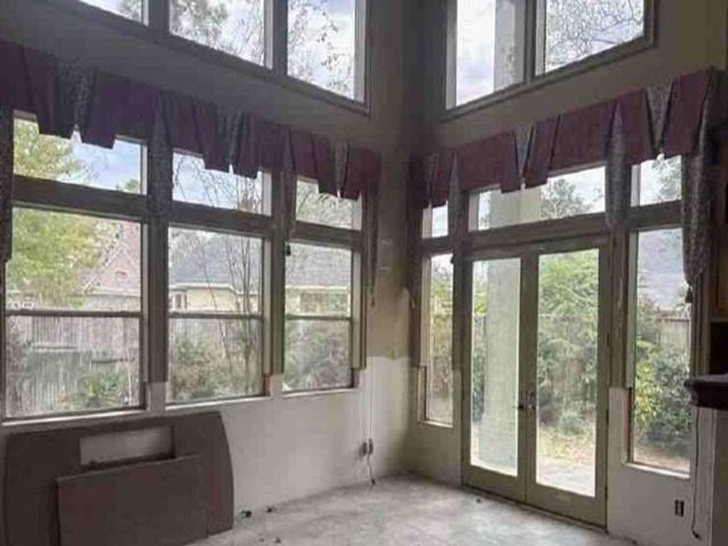 Photo of 46 Kingwood Greens Drive, Kingwood, TX 77339 (MLS # 64617684)