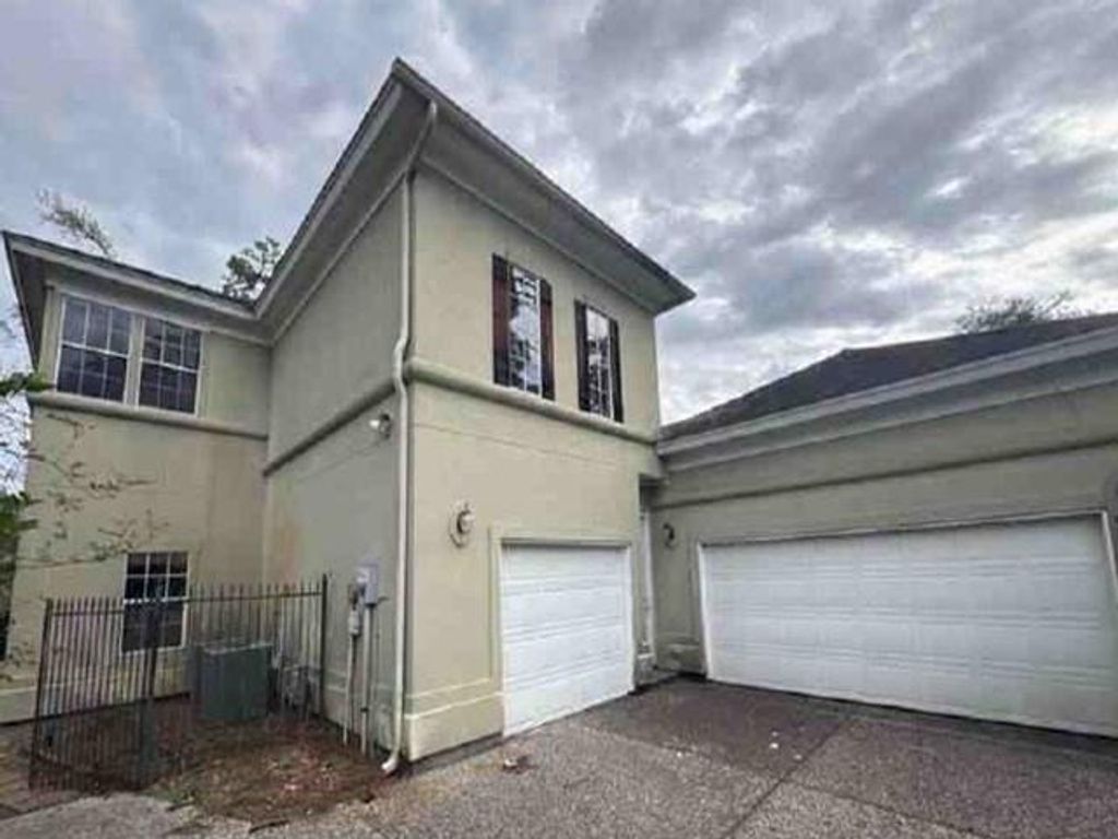 Photo of 46 Kingwood Greens Drive, Kingwood, TX 77339 (MLS # 64617684)