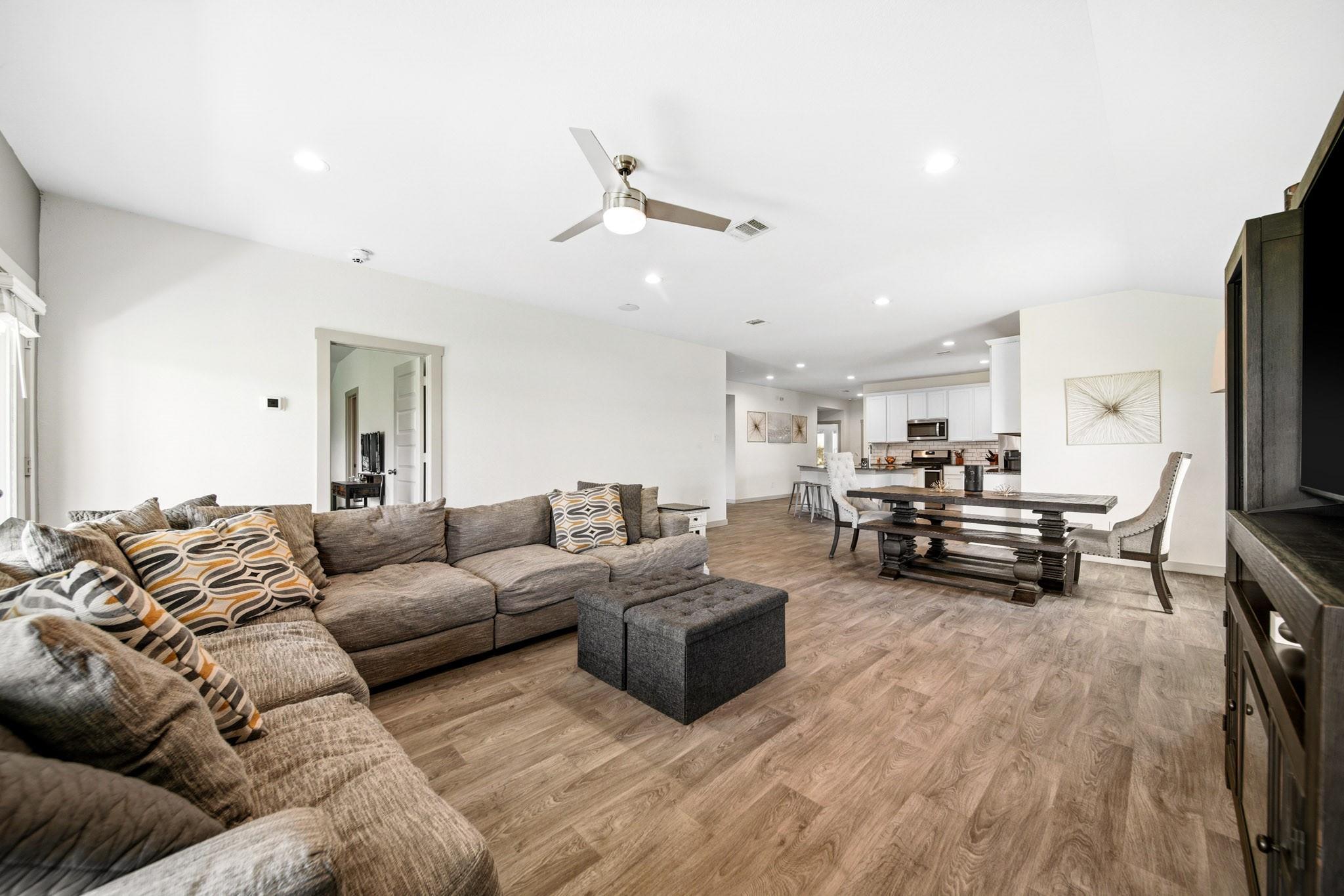 10207 Alpine Lake Lane