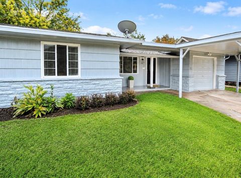 Photo of 6927 Burgess Street, Houston, TX 77021 (MLS # 45926782)