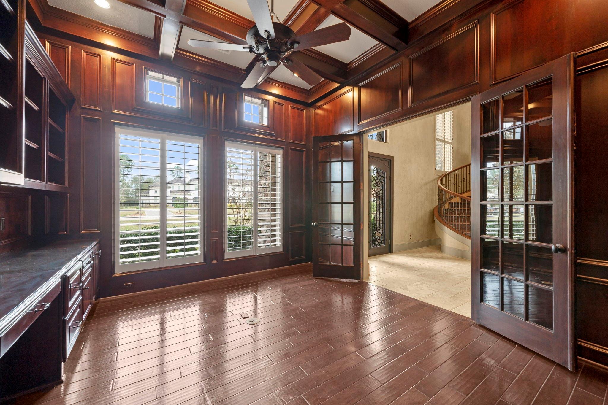 2102 Countryshire Lane