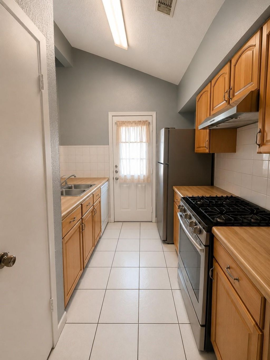 Photo of 14314 River Glen Drive, Sugar Land, TX 77498 (MLS # 94489874)