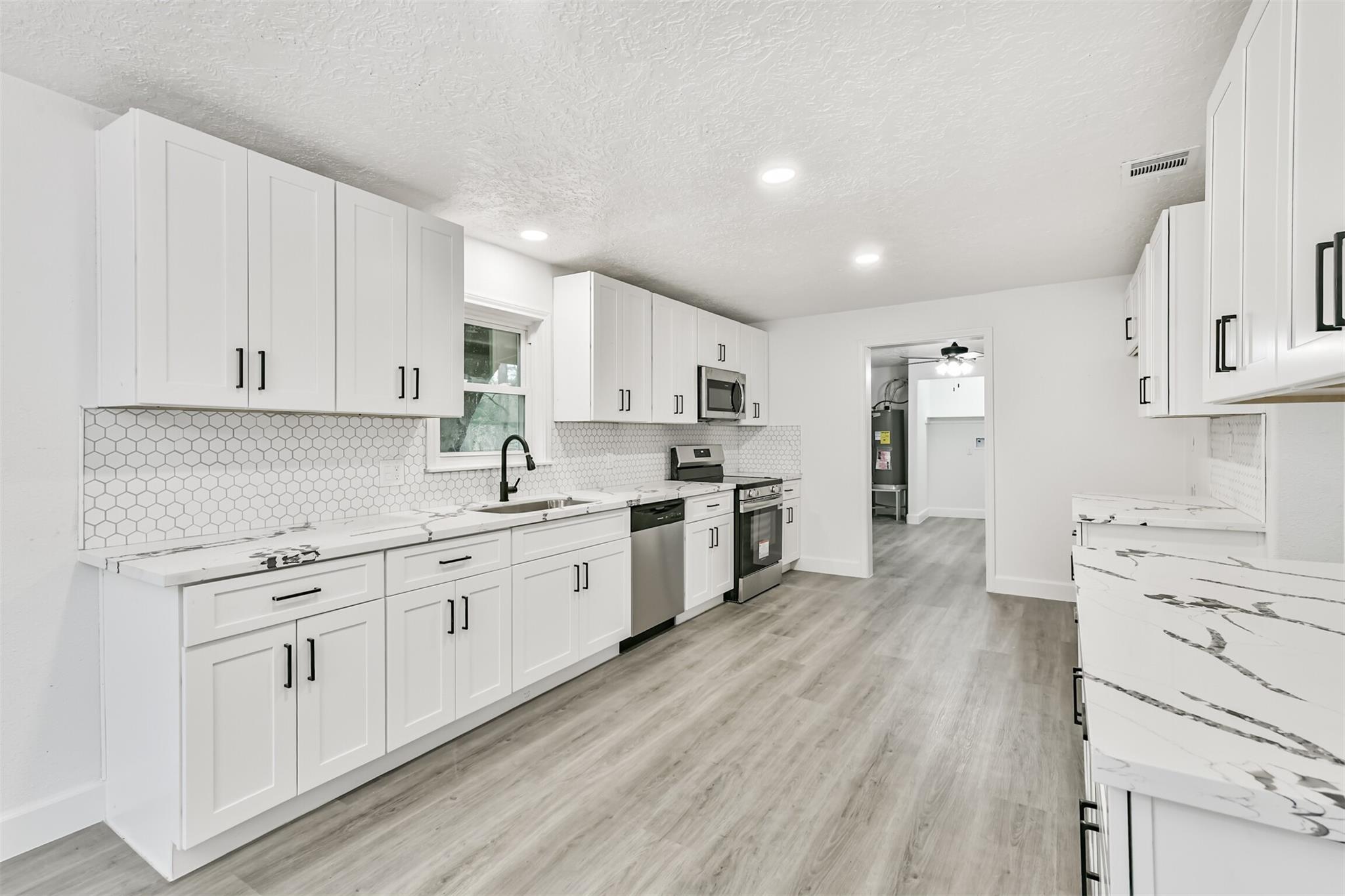 2121 County Road 892