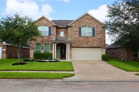 Homes For Sale - 2418 Scarlet View Lane<br/> Fresno, TX 77545