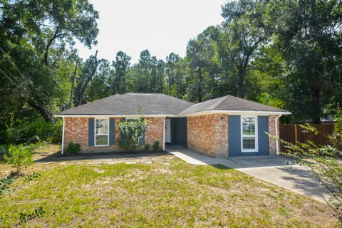 Photo of 116 Oakmont Drive, Conroe, TX 77301 (MLS # 26173285)