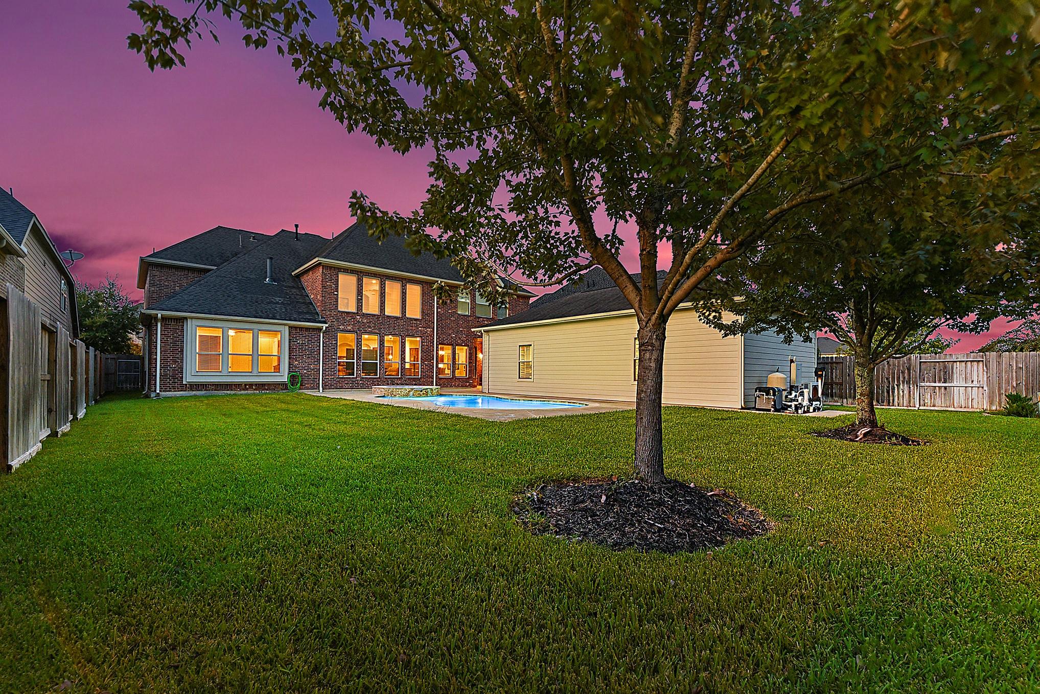 27411 Gladway Manor Drive