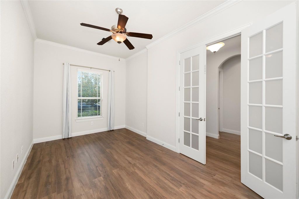 Photo of 10243 S Goshawk Trail, Conroe, TX 77385 (MLS # 18813015)