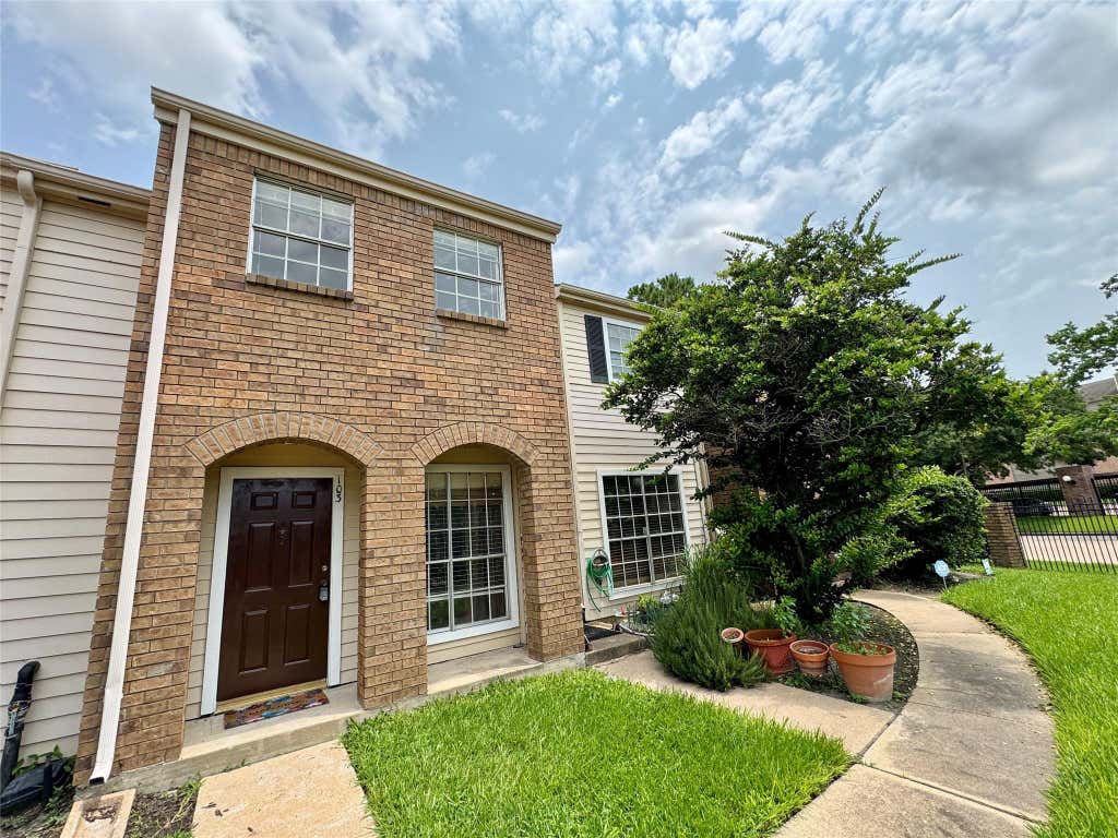 Photo of 2002 Gentryside Drive #103, Houston, TX 77077 (MLS # 27571572)