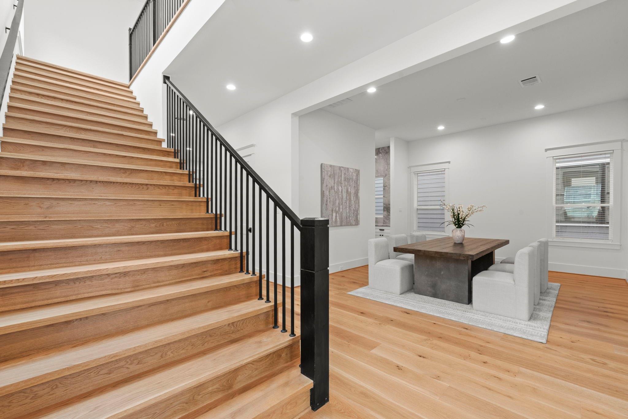 Houston, Texas, 77008, United States, 4 Bedrooms Bedrooms, ,5 BathroomsBathrooms,Residential,Active,2025232