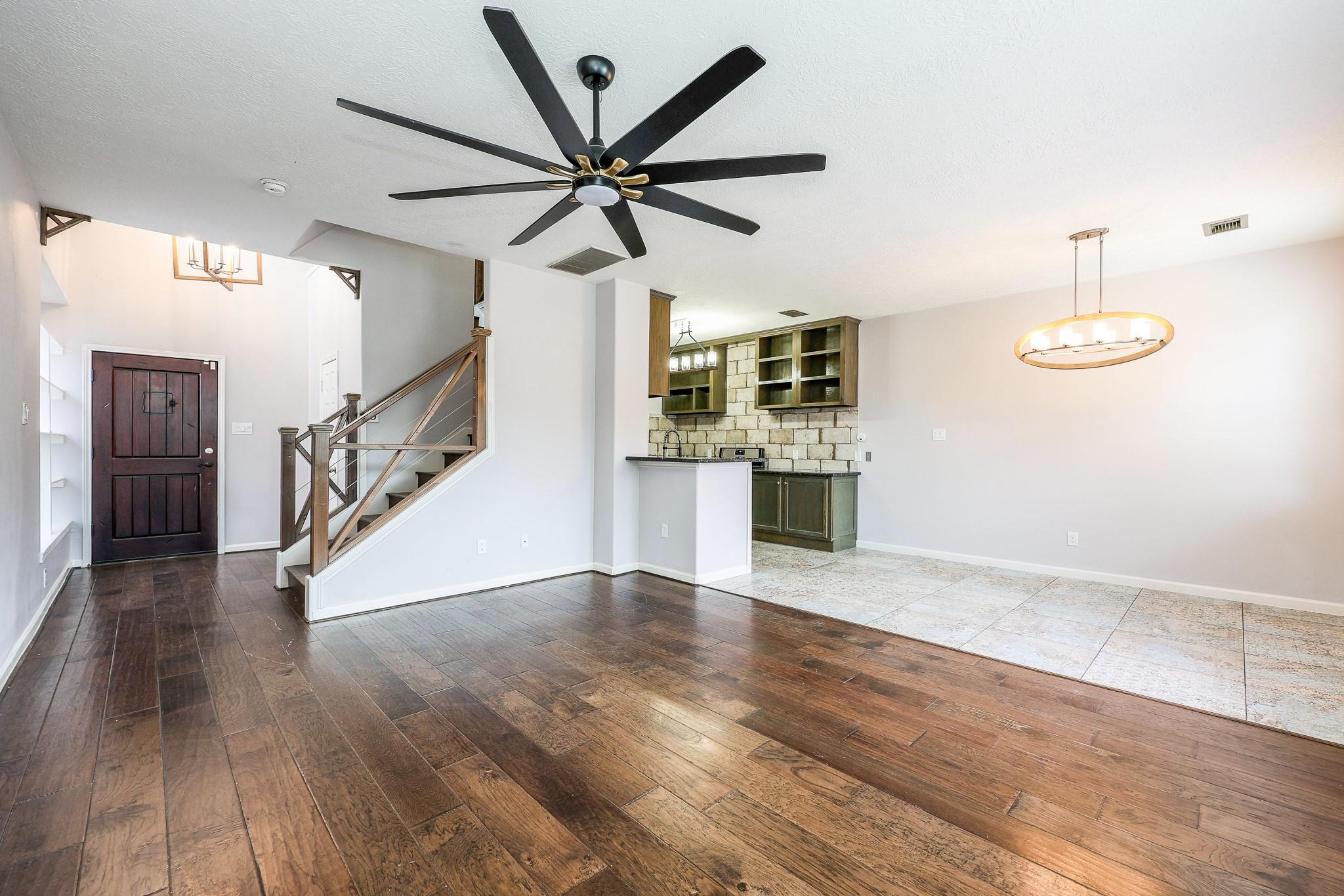 6318 Stoney Creek Drive