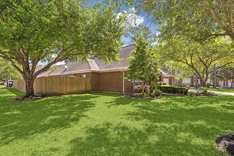 Tiny photo for 803 Woodcrest Drive, Friendswood, TX 77546 (MLS # 24072222)