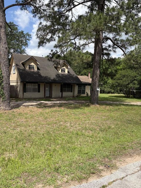 Photo of 2628 Defor Road, Conroe, TX 77301 (MLS # 93169027)