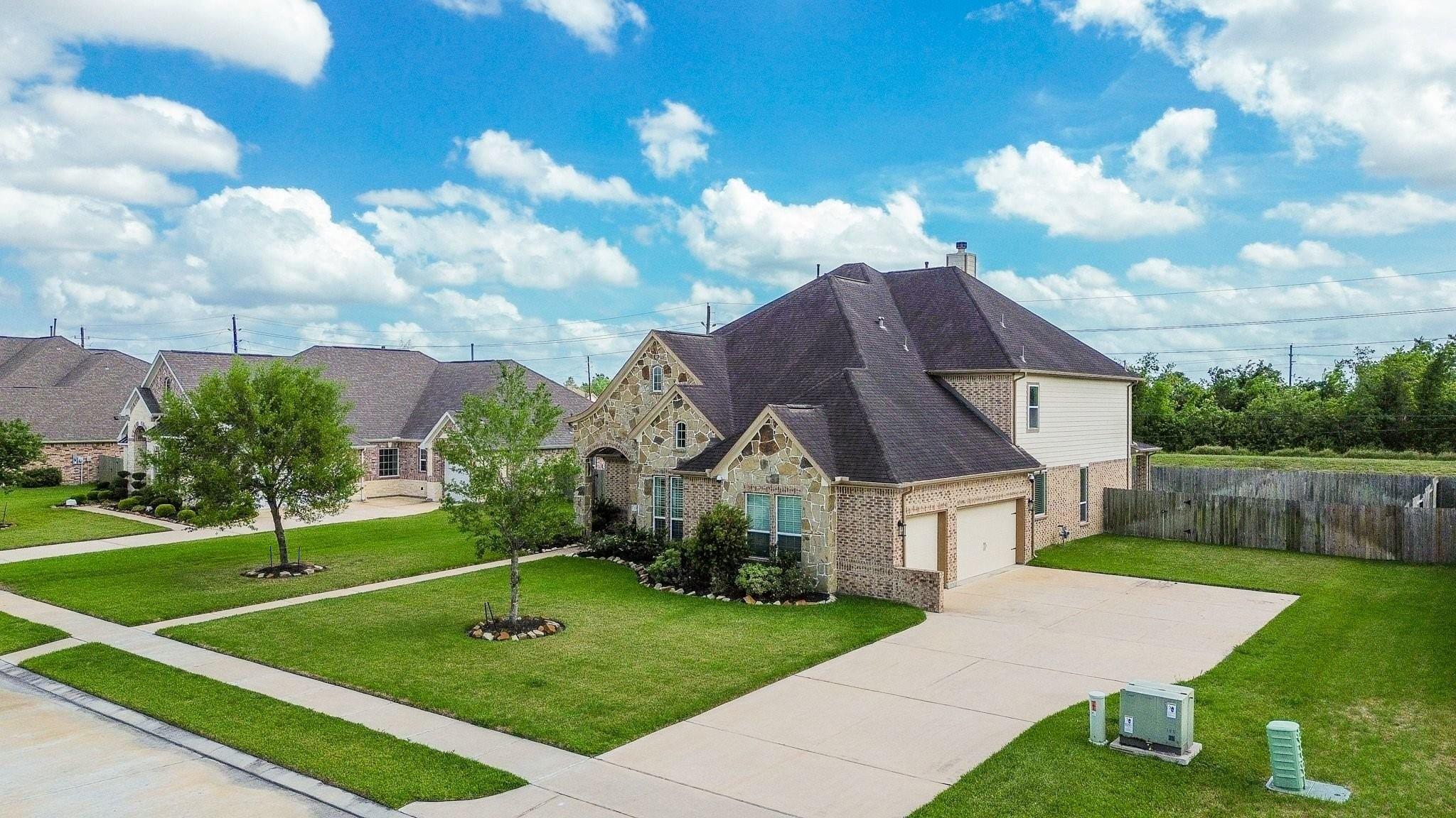 2714 Topaz Cove Lane