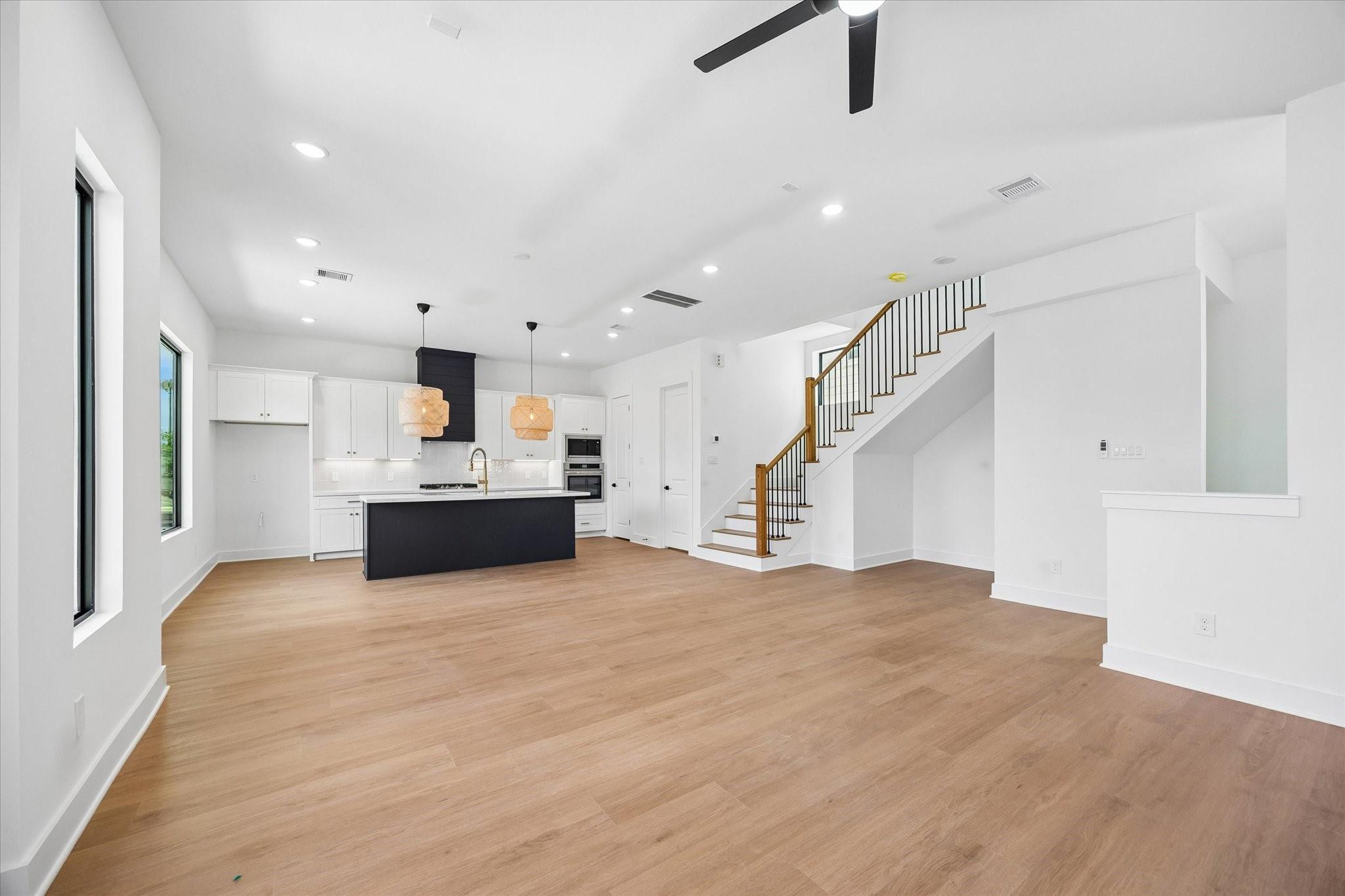 1325 W 22nd Street