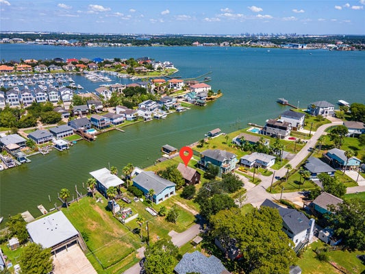 2124 COVE PARK DR, KEMAH, TX 77565 - Image c4e4ad2900c76d5ee8a53c9849eb7af9/3926343342