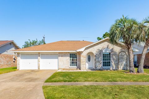 Photo of 3206 Pine Street, Galveston, TX 77551 (MLS # 57923939)