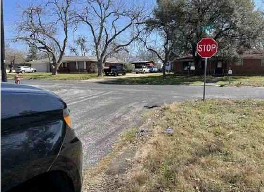 100 Post Oak Lane