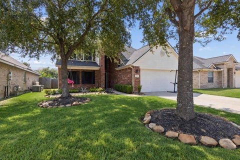 Photo of 2509 Artesia Drive, Deer Park, TX 77536 (MLS # 239508)