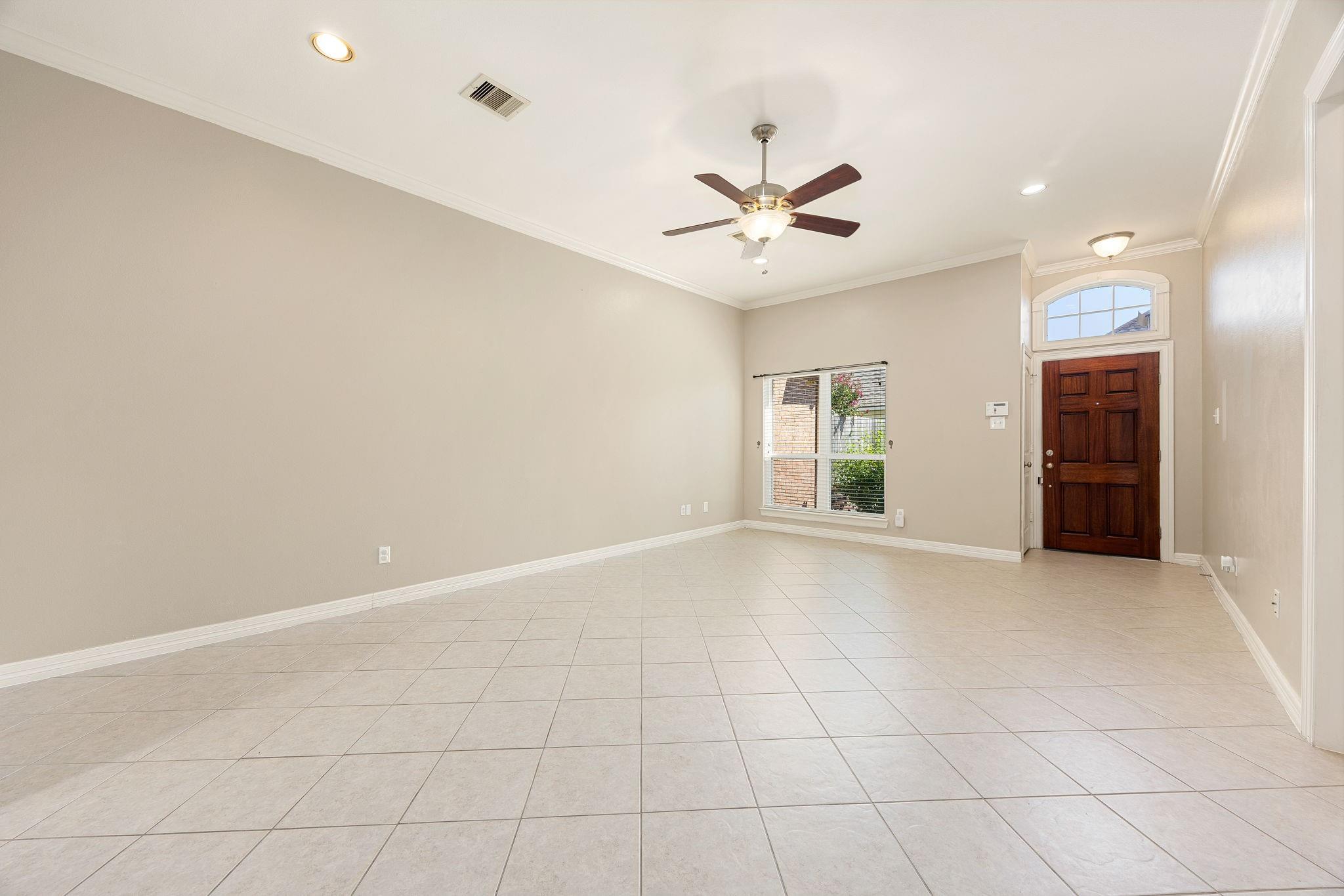 1811 Leisure Court