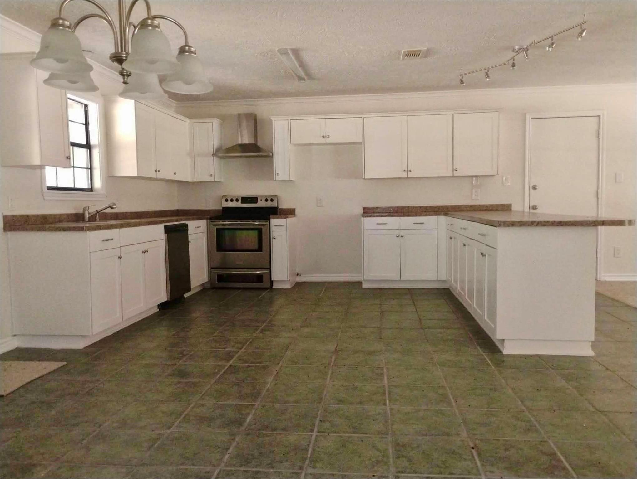 110 Briarwood Drive