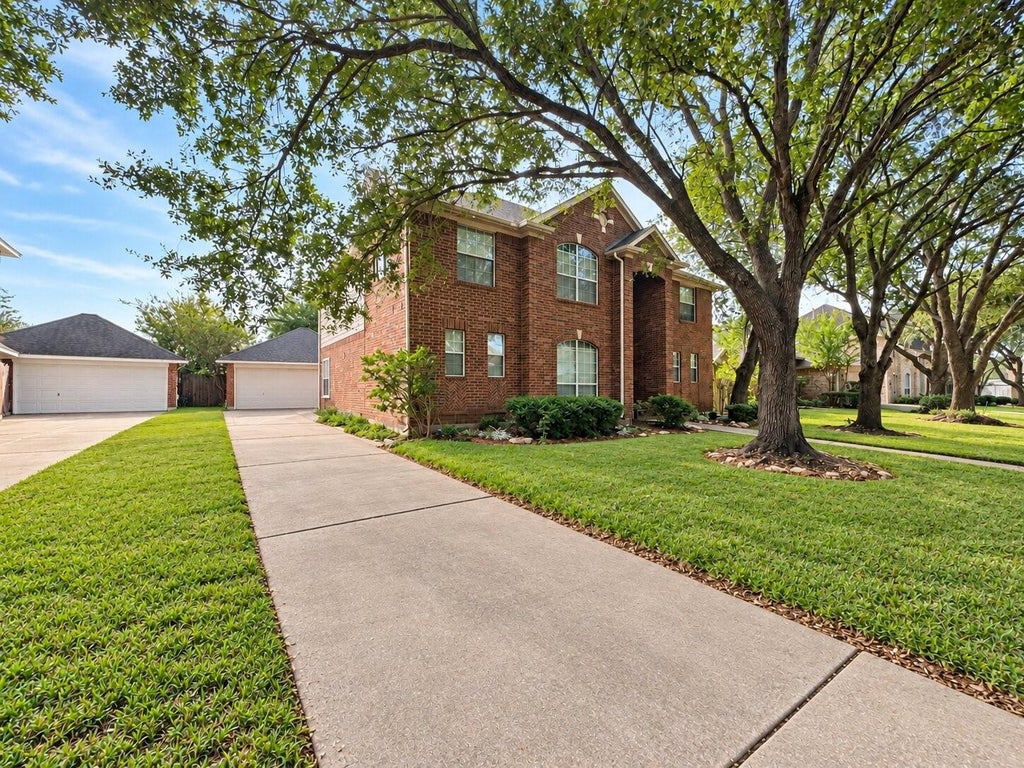 Photo of 4918 Cedar Spring Drive, Missouri City, TX 77459 (MLS # 24496601)