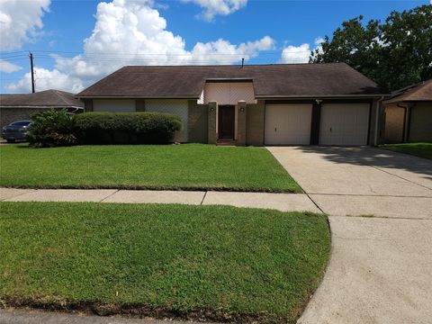 Photo of 4115 Arapajo Street, Baytown, TX 77521 (MLS # 94835453)