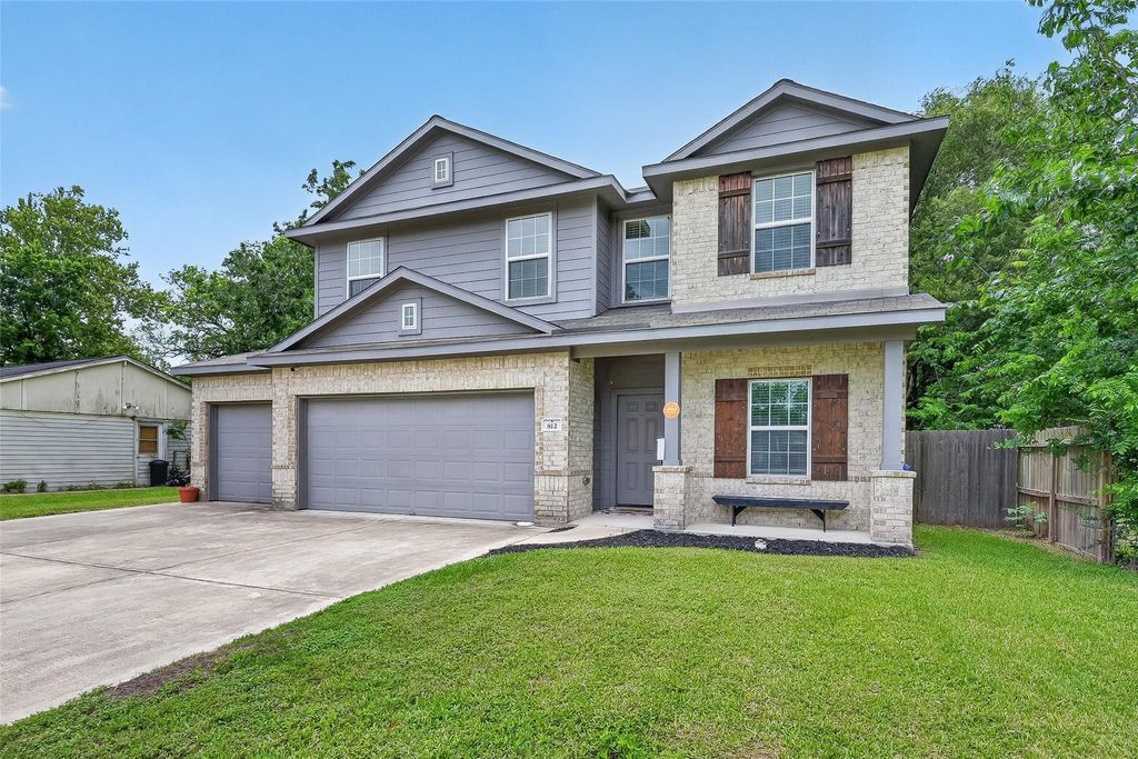 Photo of 812 Boston Street, Deer Park, TX 77536 (MLS # 33645391)