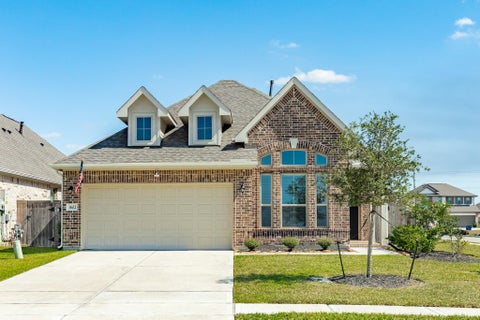 Photo of 3602 Cardinal Pointe Drive, Angleton, TX 77515 (MLS # 72910242)