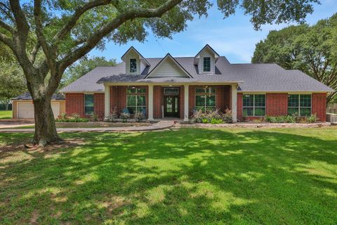 Photo of 19407 Pine Tree Lane, Waller, TX 77484 (MLS # 56419045)