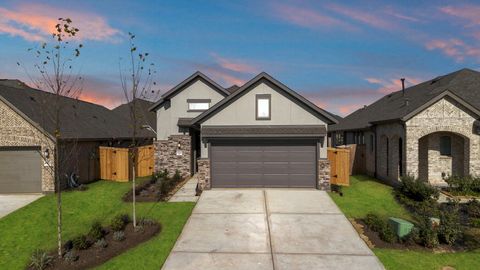 1064 Shoal Creek Trail Conroe TX 77304