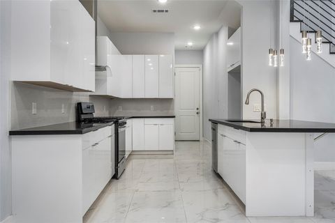 Tiny photo for 4934 Creekmont Drive, Houston, TX 77091 (MLS # 38426610)