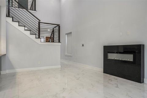 Tiny photo for 4934 Creekmont Drive, Houston, TX 77091 (MLS # 38426610)