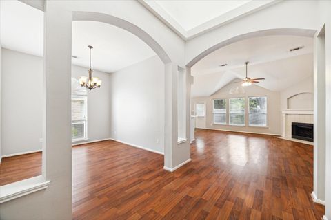 Photo of 16814 Dunbar Grove Court, Sugar Land, TX 77498 (MLS # 4338117) Photo of 16814 Dunbar Grove Court, Sugar Land, TX 77498 (MLS # 4338117)